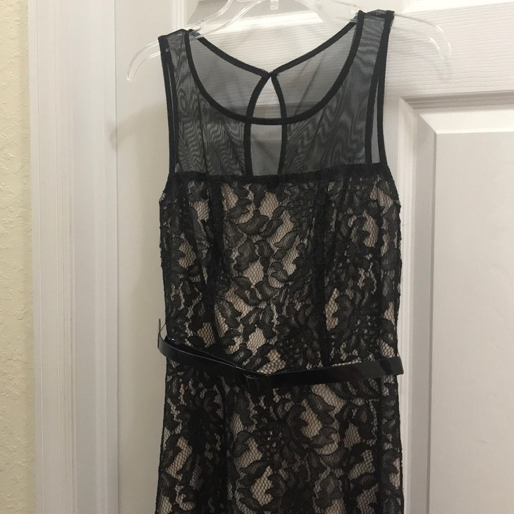 Dress - Picture 3 of 5